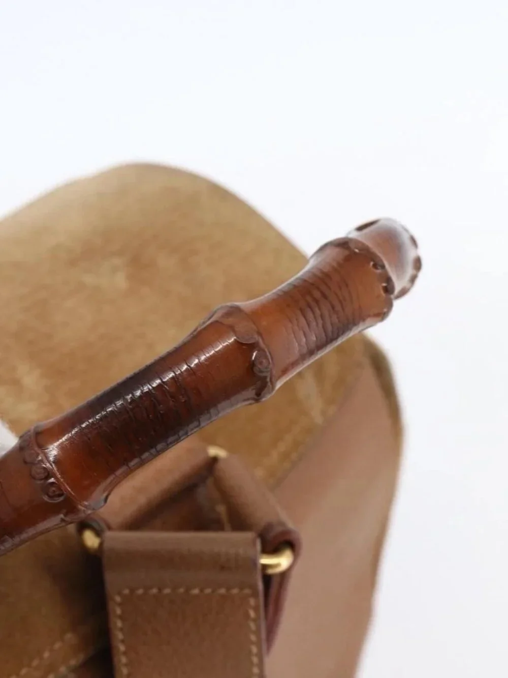 Gucci brand	gucci color	brown